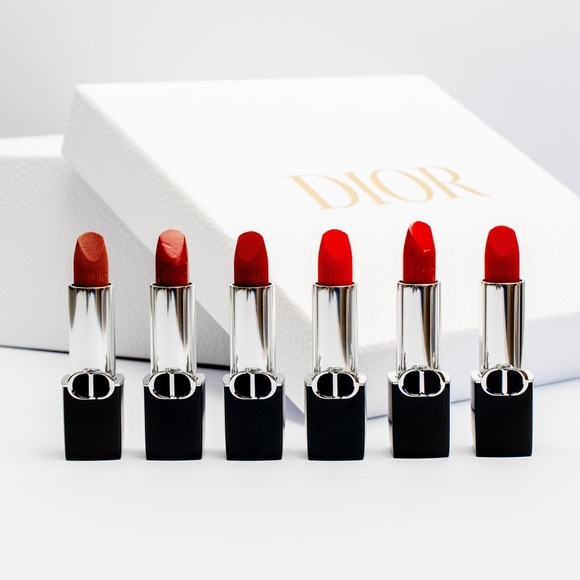 💄 UNLISTED makeup Auction! 💄 - Picture 2 of 2